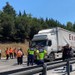 Kocaeli’de TIR ve yolcu otobüsü kazaya karıştı: Yaralılar var