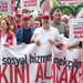 DİSK Başkanı’nın olduğu kortej İstanbul’dan İzmit’e yürüdü