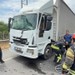 Tır, kamyona çarptı