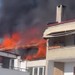 İzmit’te çatı katında korkutan yangın: 2 Kişi mahsur kaldı!