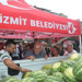 İzmit Belediyesi, belediye önünde ucuz karpuz satacak