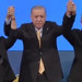 Arada kaynadı: Komşu da AKP’li oldu