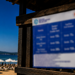Altınkemer plajındaki tabelada dikkat çeken emekli vurgusu