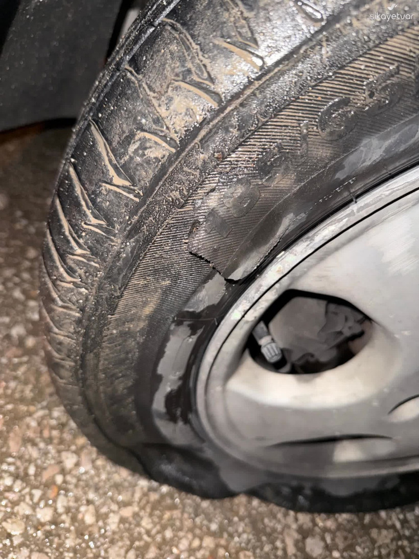 Kocaeli’deki caddede sürücü ve hamile eşi kabusu yaşadı!