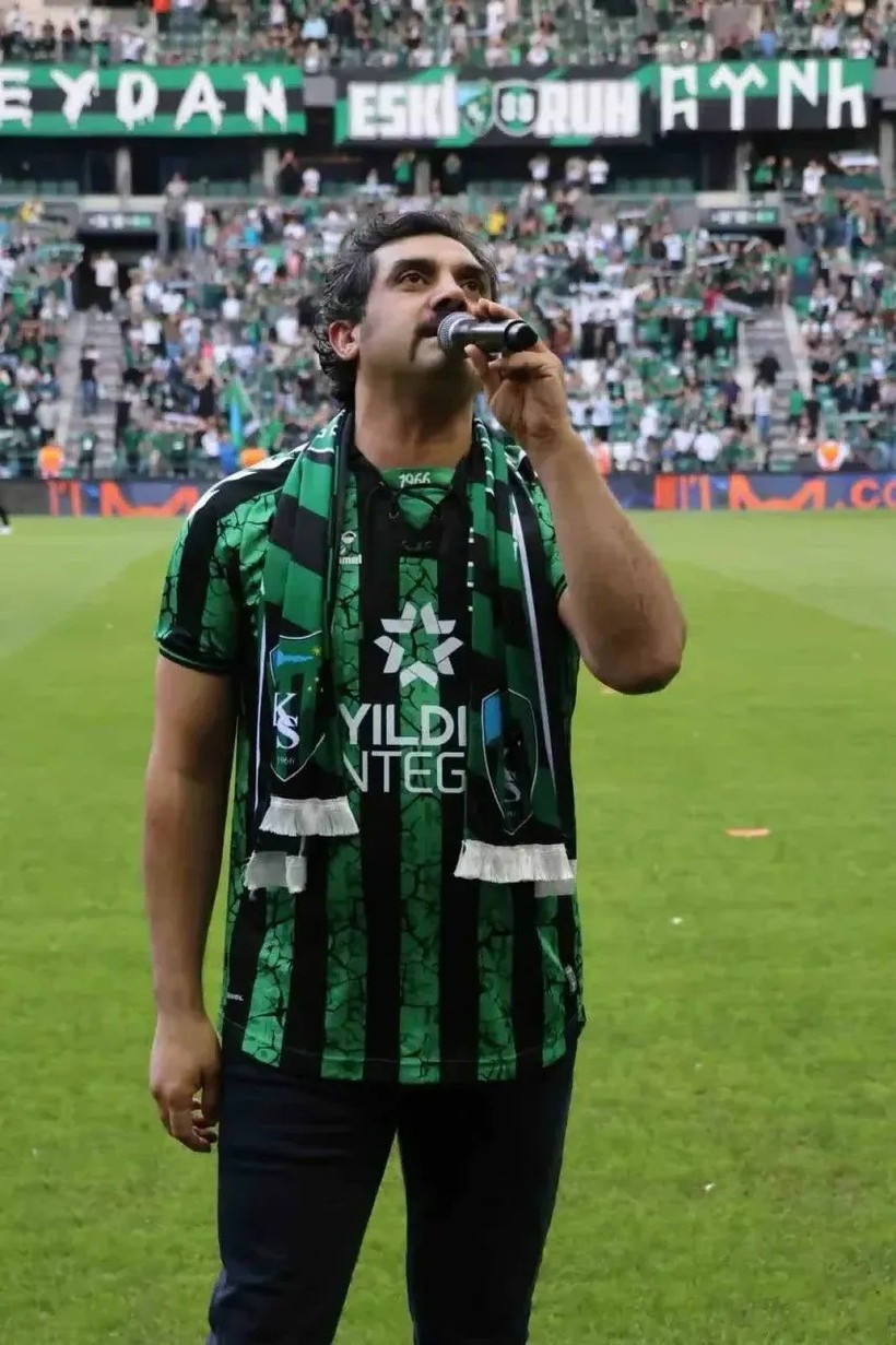 Kocaelispor’dan benzersiz şampiyonluk kutlaması