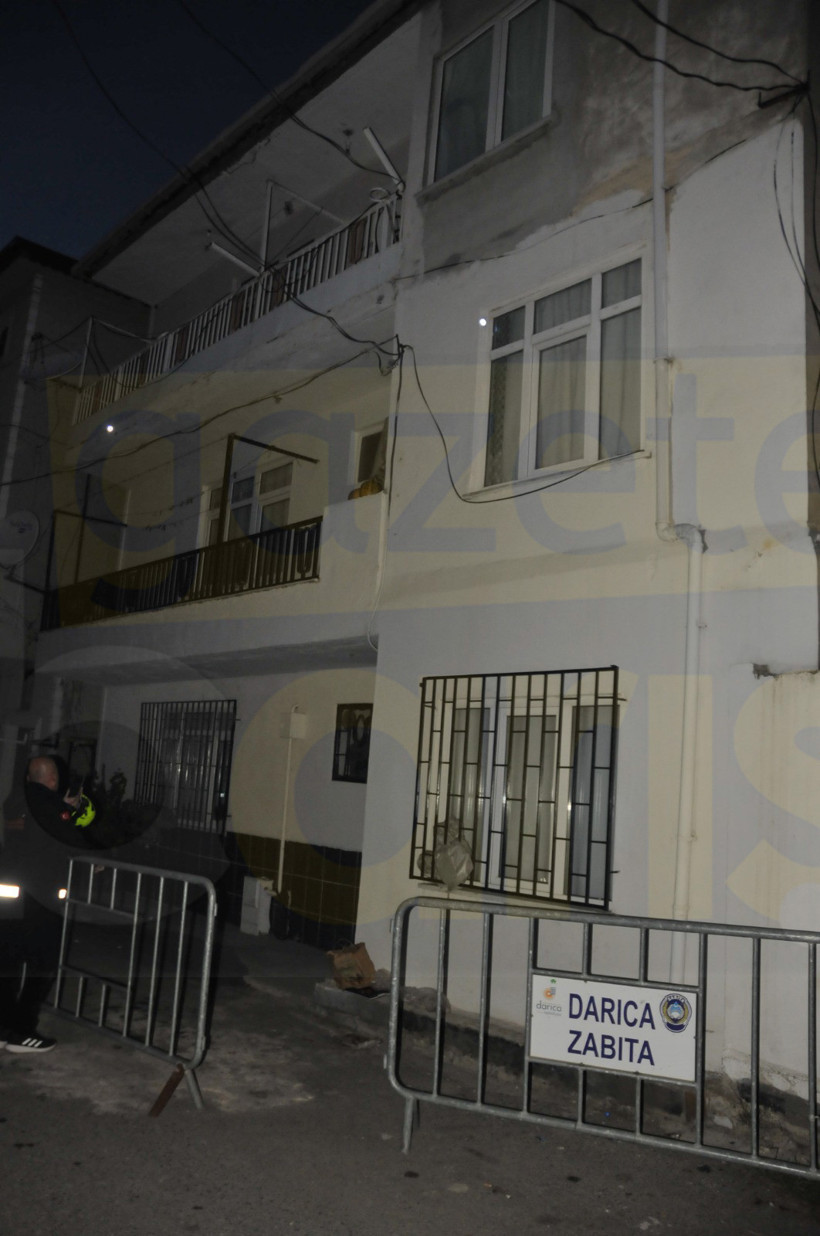 Darıca’daki hasarlı bina mühürlendi