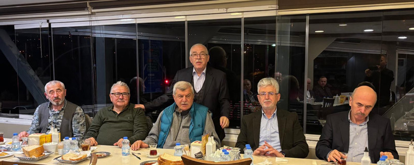 AKP’li eski başkanlar “Dostluk Buluşmasında” ortaya çıktı