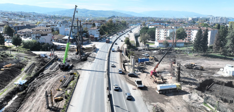 Başiskele Kavşağı’nda yeni aşama: 2 milyarlık projede fore kazıkların yarısı tamamlandı