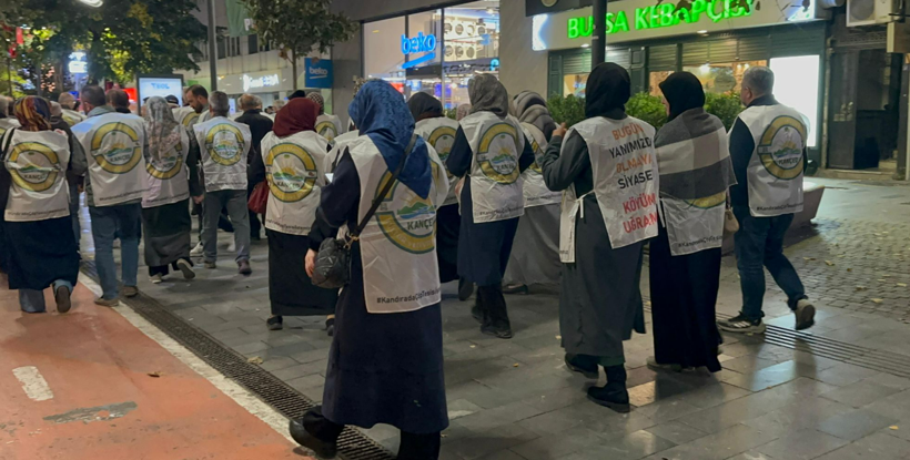 Slogansız pankartsız. İzmit’te Kandıralılar eylem yaptı!