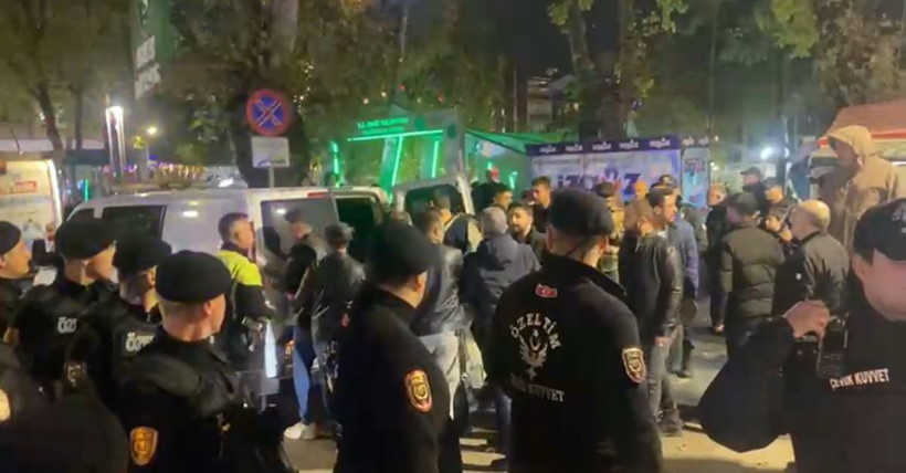 Kocaeli’de kadın yürüşünde LGBTİ bayrağına polis müdahalesi! Gözaltı var
