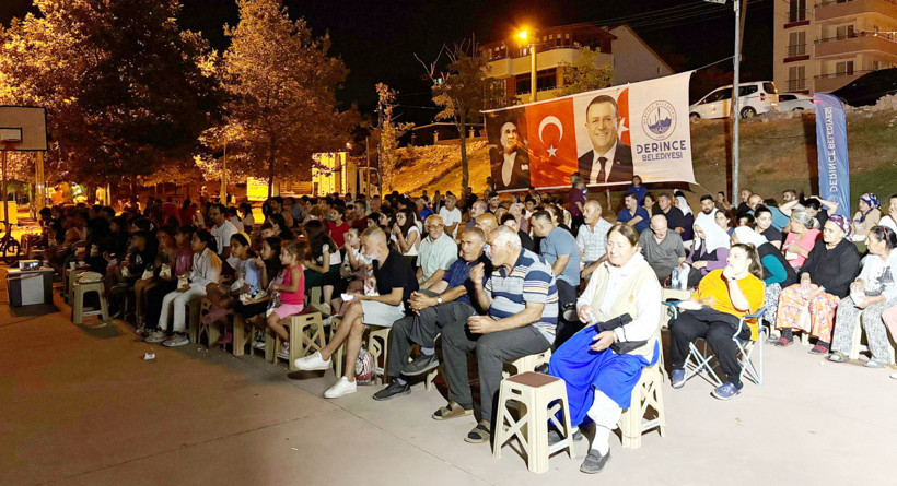 Derince’de açık havada sinema keyfi
