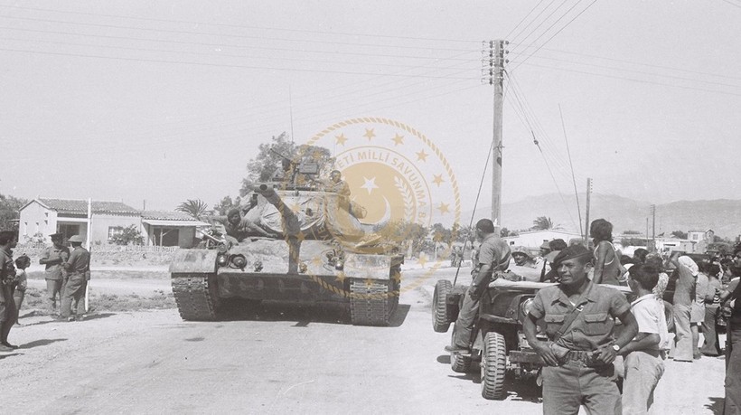 51 yıl sonra gelen arşiv: İlk kez yayınlanan fotoğraflar