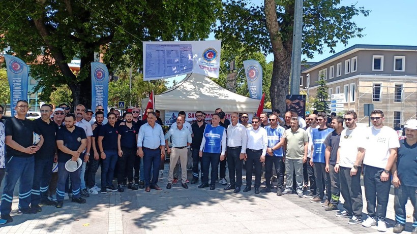 Yüzlerce tersane işçisi Gölcük’te eylem yaptı