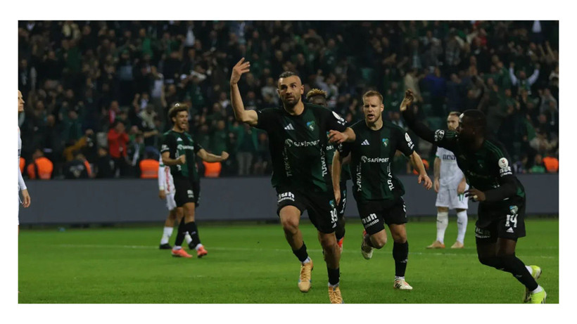 Kocaelispor’da iki isim kart sınırında