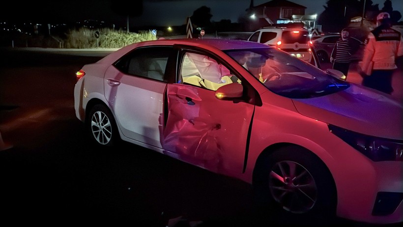 İzmit’te otomobil ile motosiklet çarpıştı: 1 kişi hayatını kaybetti