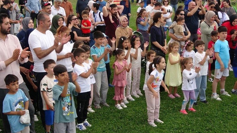 Kocaeli'de çocuklar babalarına kendi elleriyle hazırladı