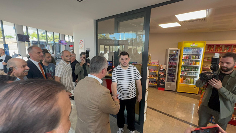 Büyükakın otogar açılışında konuştu: Biz çalışıyoruz onlar sadece konuşuyor!