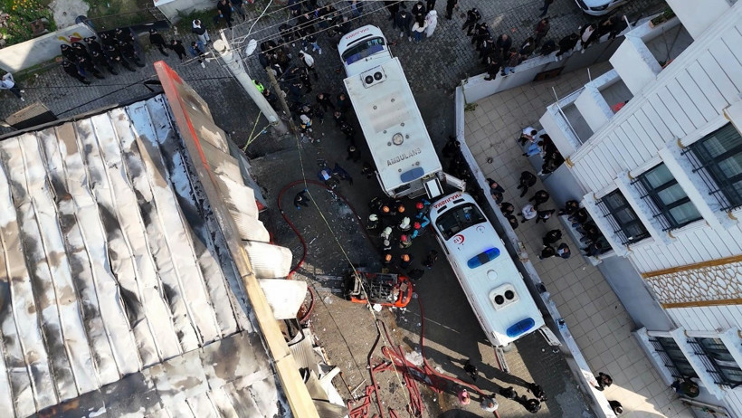 Dilovası’ndaki yangın sonrası tesis küle döndü! İşte görüntüler