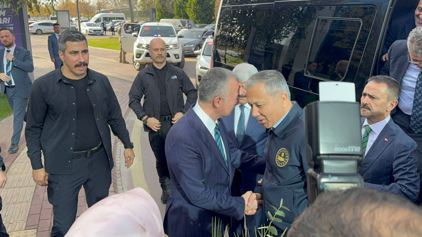 Bakan Yerlikaya, Kocaeli Büyükşehir’de!