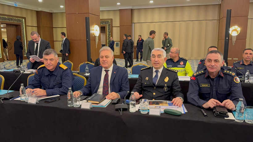 Bakın neler söyledi? İçişleri Bakanı Kocaeli'nin huzuru için toplantı yaptı!