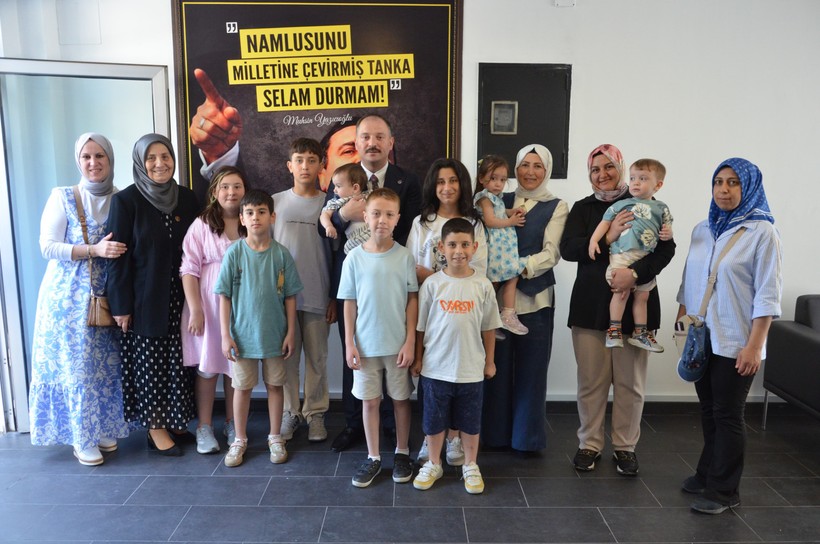 BBP’den kalabalık bayramlaşma