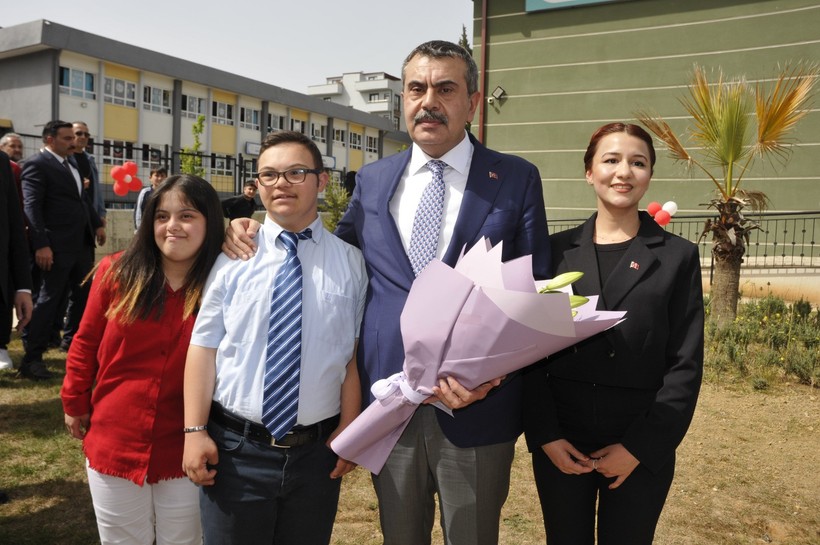 Bakan Tekin Kocaeli’de