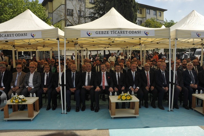 Hisarcıkoğlu “Gebze Türkiye’nin üretim motorudur”