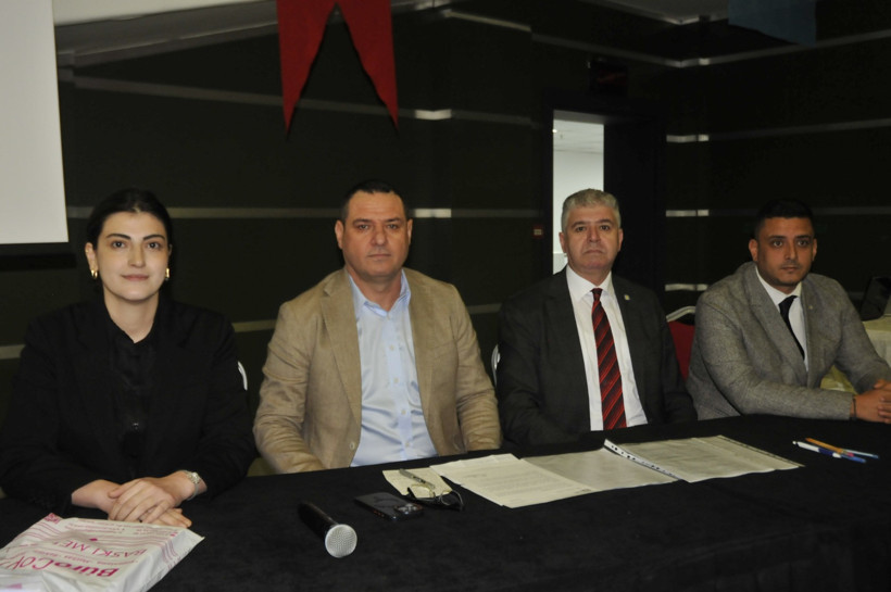 İYİ Partili Elüstü, “Asıl görevimiz milletimizin sesi olmaktır”