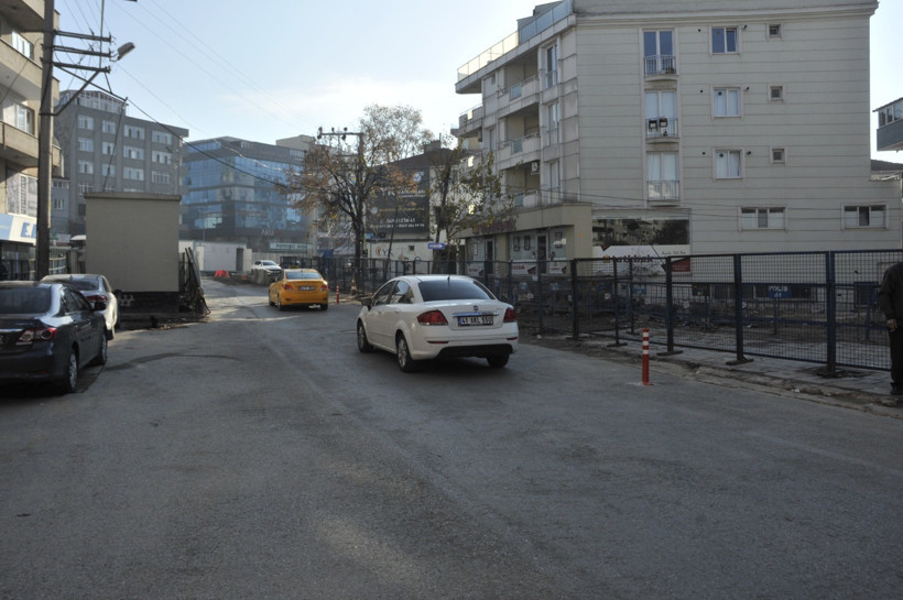 Gebze’deki çöken binanın olduğu cadde açıldı
