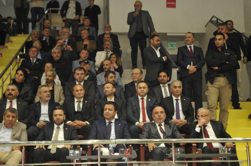 SP’li Arıkan, “Gebze çöken binalar ve yanan fabrikalarla anıldı”