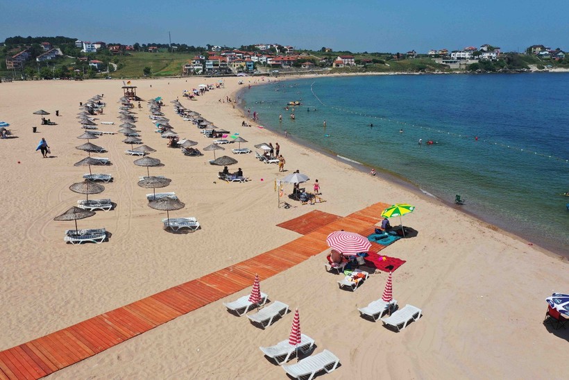 Kocaeli’nin 9 plajına “Mavi Bayrak” ödülü