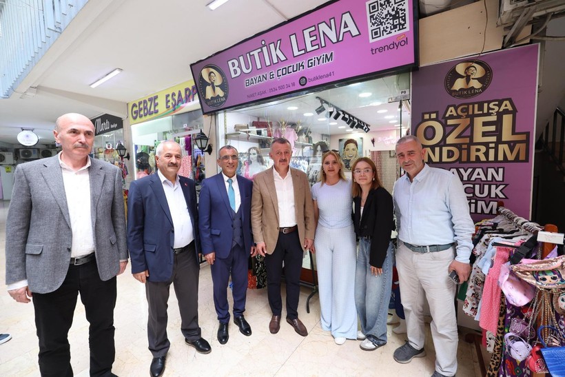 Büyükakın “Bu şehri birlikte büyütüyor, birlikte güzelleştiriyoruz”