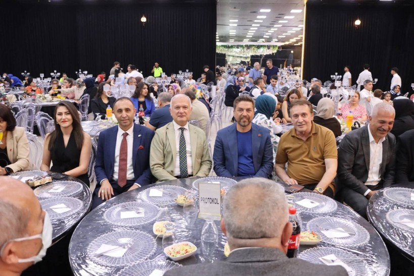 Meclis üyesinin danışmanı dünya evine girdi
