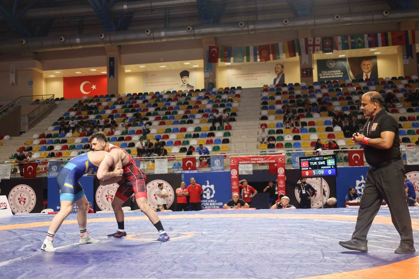 Güreşin kalbi Kocaeli’nde atıyor