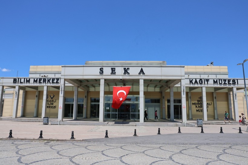 Kocaeli’de her yer Türk bayrakları ile süslendi