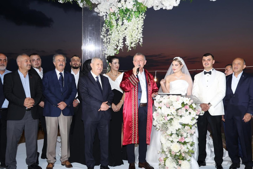 İYİ Parti’nin adayıydı: Kızının nikahına AKP’liler akın etti