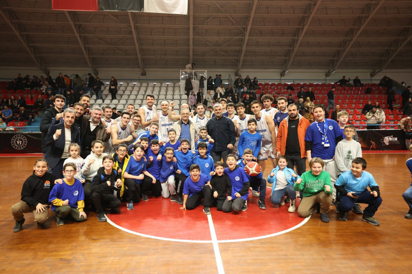 Basketbol’da Kağıtspor yeniden 1. Lig’de