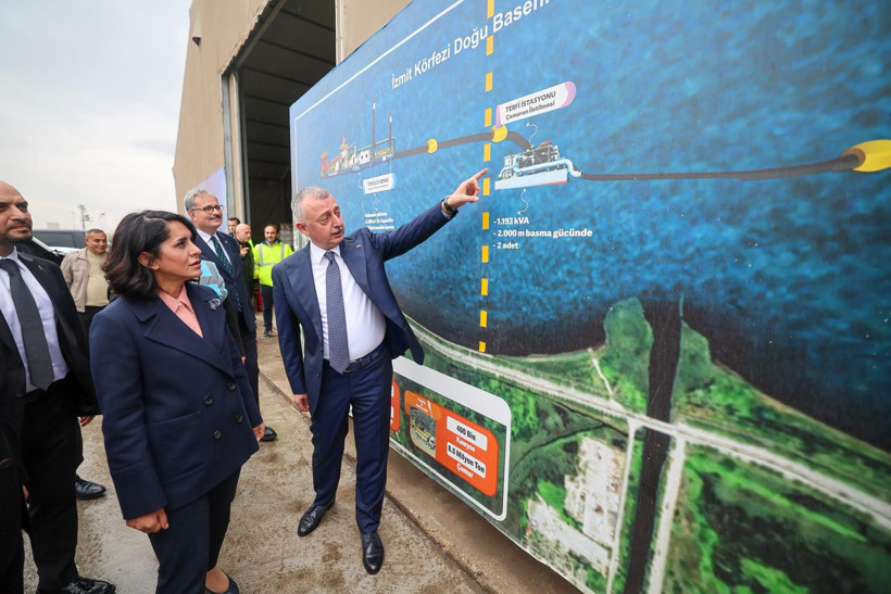 AKP’li isimden İzmit Körfezine Maldivler benzetmesi