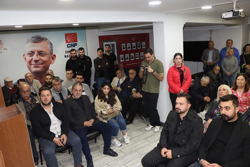 CHP İzmit’ten Bülent Sarı’ya kalabalık karşılama!