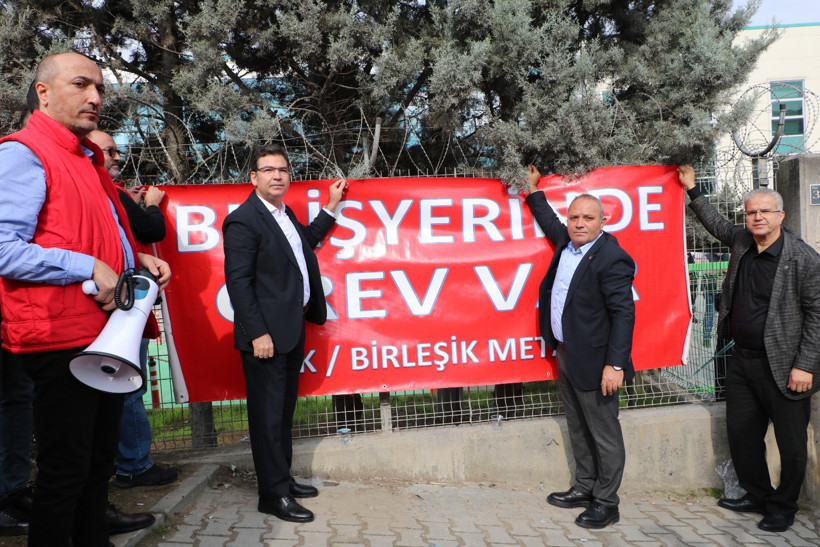 Kocaeli'de bir fabrikada daha işçiler greve çıktı!