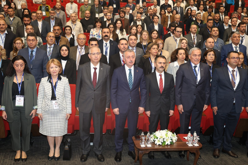 Büyükakın'dan mühendislere açık davet: Büyükşehir'i laboratuvar gibi kullanın