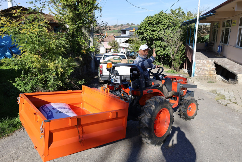 Büyükşehir üreticileri yalnız bırakmadı