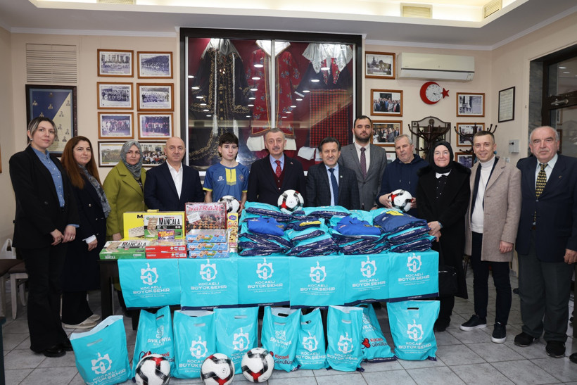 Tahir B&uuml;y&uuml;kakın Balkanlar&rsquo;da iftar turunda