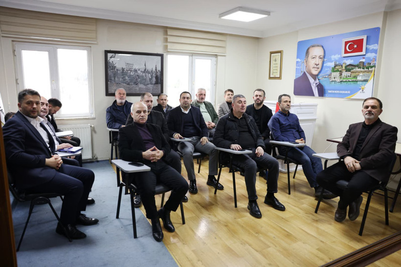 AKP, 28 Şubat’ı anmak için toplandı