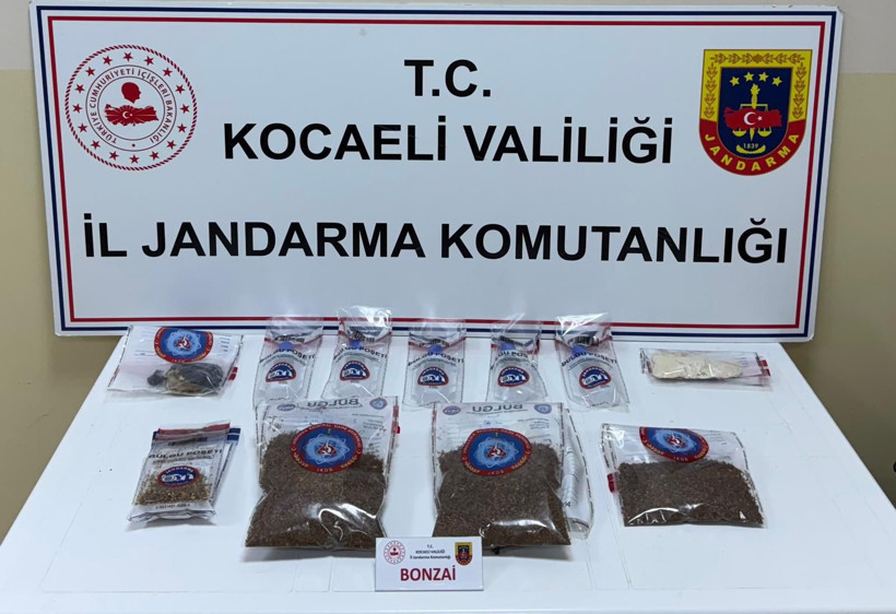 Kocaeli’de zehir tacirlerine şafak baskını