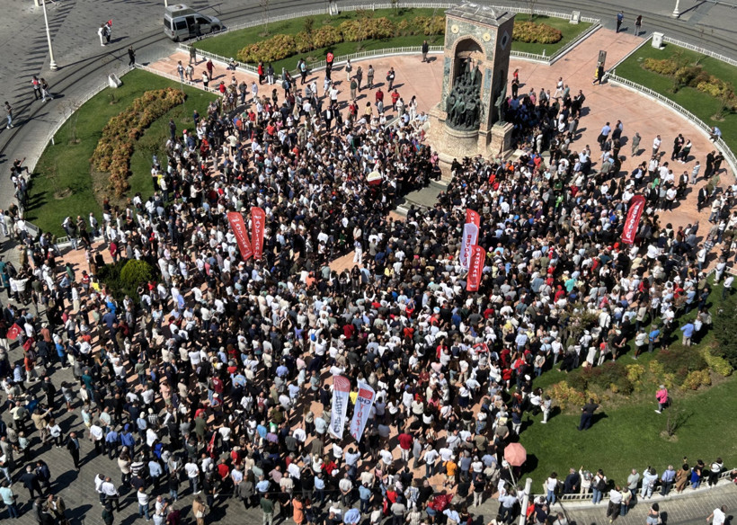 CHP’liler Taksimde toplandı “CHP'ye zarar verenleri kardeşim olsa affetmem”
