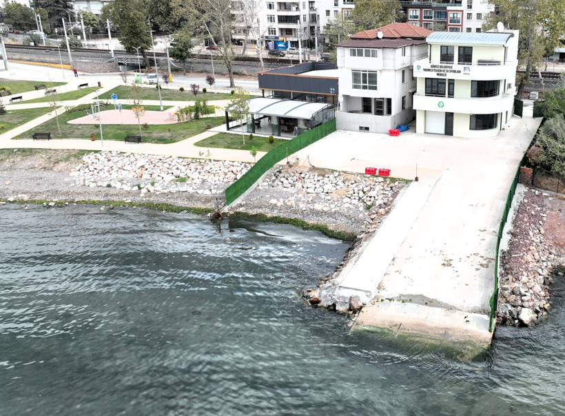 Yelken tutkunlarına modern tesis