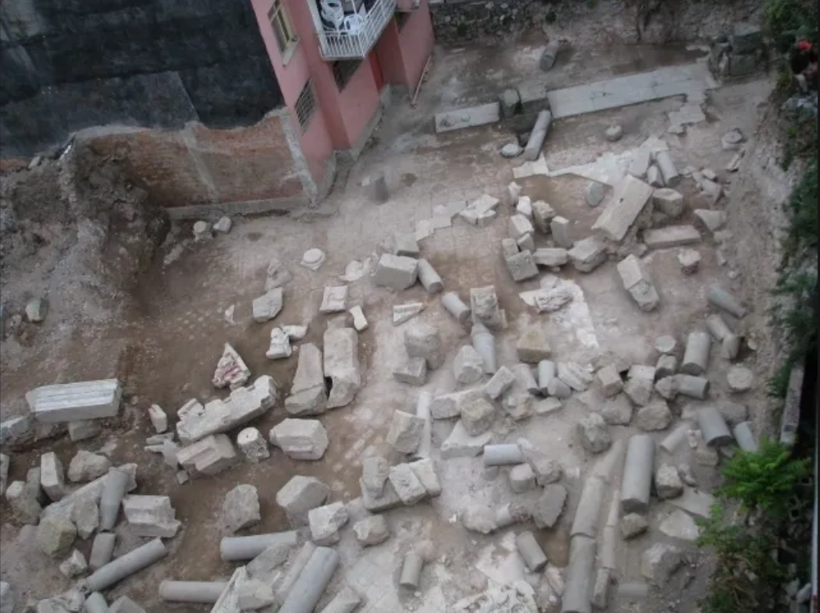 İzmit'in altındaki gizli şehir: Roma tünelleri...
