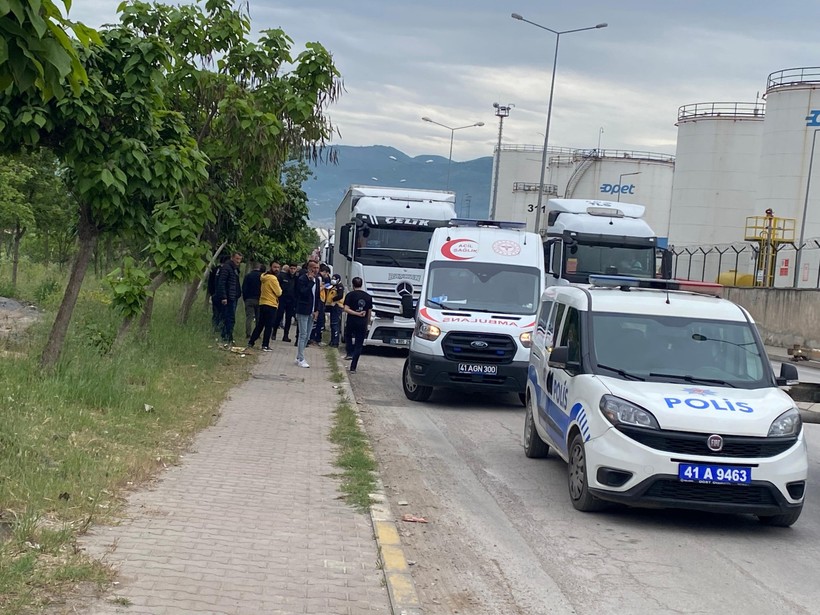 Asılı bulundu: Kocaeli’de tırın içinde şok intihar!