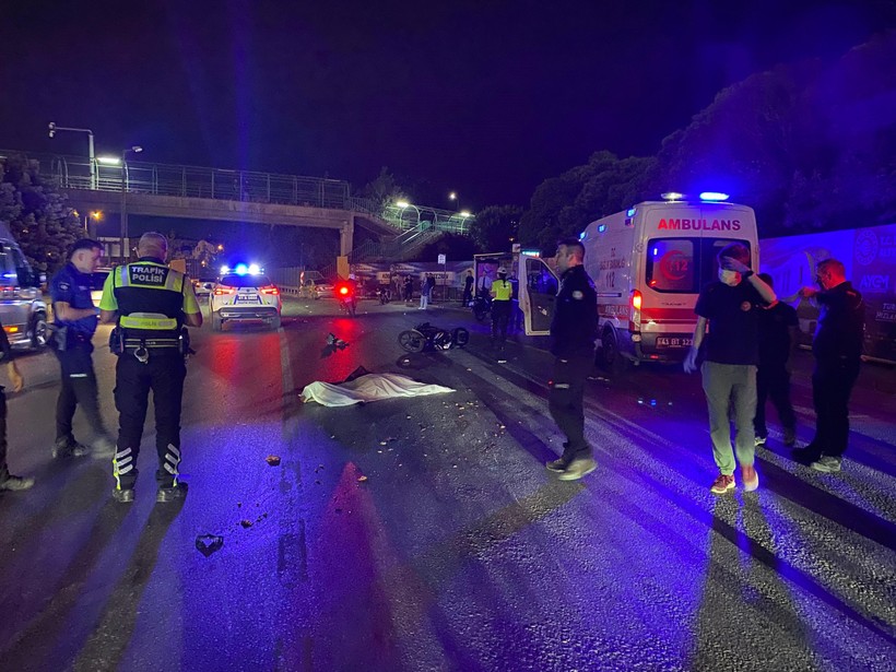 Kocaeli'de tırın altında kalan gence acı veda!